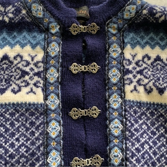 Nordstrikk Classic Norwegian Wool Metal Clasp Cardigan Sweater Small Fair Isle - Picture 4 of 9